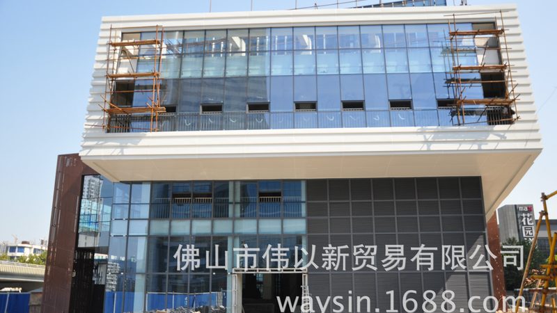 广州折叠门商家选直销，这三点比价格更关键
